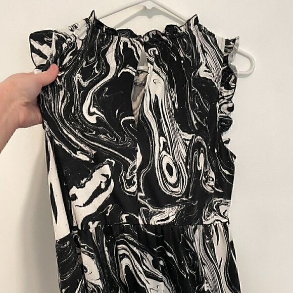 LOLA GRACE / DRY GOODS Black White Marble Swirl Geometric Sleeveless Mini Dress - Picture 9 of 12